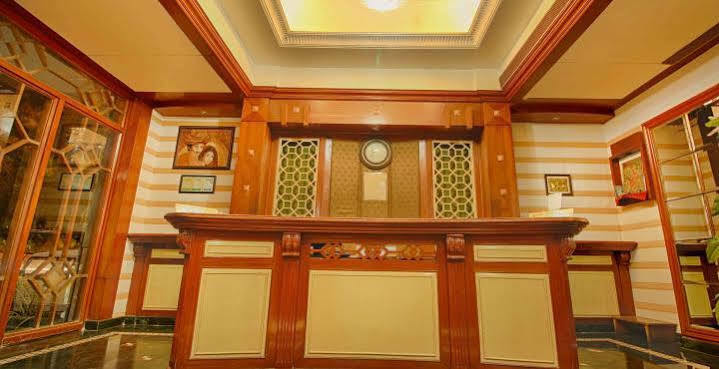 Parth Residency 호텔 아흐메다바드 외부 사진